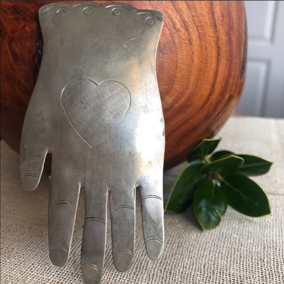 Artisan Handmade Silver Tone Metal Hand Brooch - Picture 8 of 11